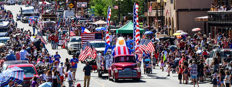 Featured 4th of July Parade & Celebration | Red River Guide